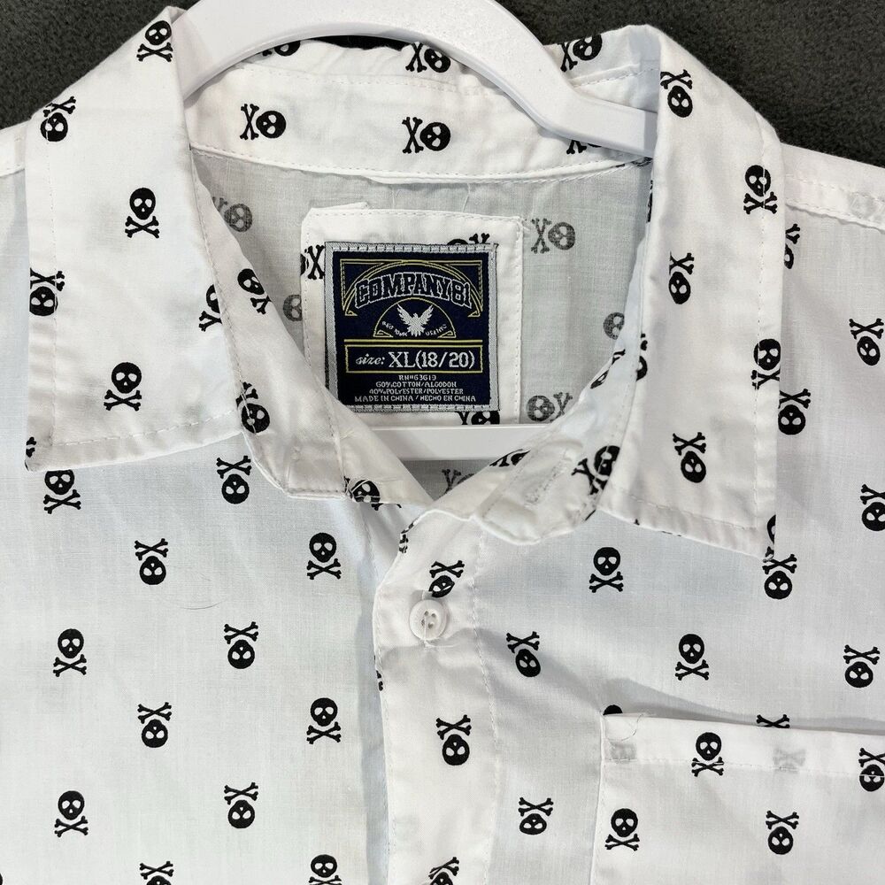 Company 81 Button-Down Casual S/S Shirt Skull/Bones Pattern Mens XL White/Black
